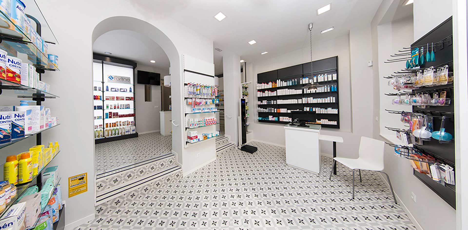 Diseño de farmacia Ríos Rosas | VIFARMA