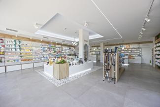Diseño de Farmacia Laguna Rosa