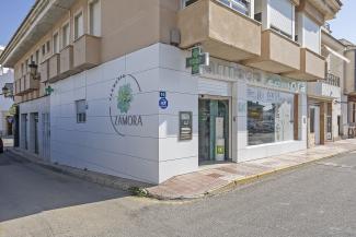 Diseño de Farmacia Zamora de Molins