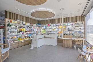 Diseño de Farmacia Zamora de Molins