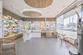 Diseño de Farmacia Zamora de Molins