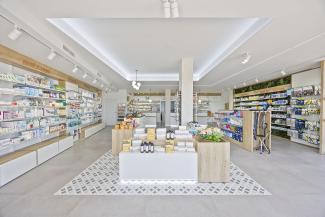 Diseño de Farmacia Laguna Rosa