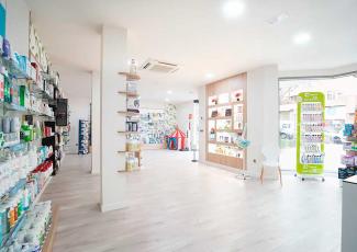 Diseño farmacia Victoria Alvarez Diseño farmacia Victoria Alvarez