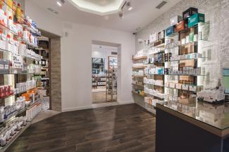 Diseño farmacia Hours