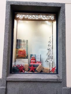 Diseño farmacia Hours