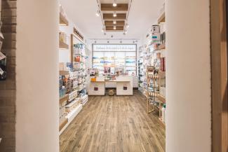 Diseño farmacia Hours