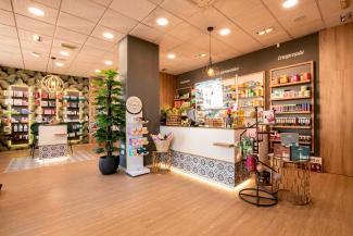 Diseño de Farmacia Eva Valenzuela