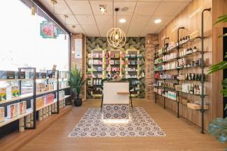 Diseño de Farmacia Eva Valenzuela