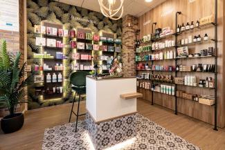 Diseño de Farmacia Eva Valenzuela