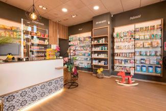 Diseño de Farmacia Eva Valenzuela