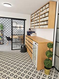 Reforma de Farmacia Beatriz Delgado