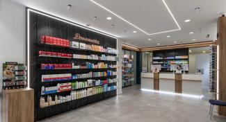 DISEÑO INTERIOR FARMACIA MINGUEZ