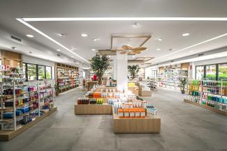 Diseño de interior Farmacia Miralles