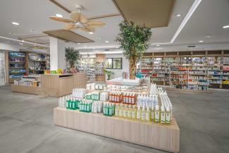 Diseño de interior Farmacia Miralles