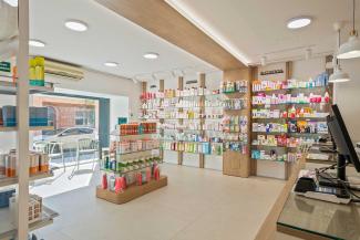 Reforma Farmacia La Rajoleta