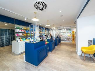 Diseño interior Farmacia Marin Vidal Villalba  (Lugo)