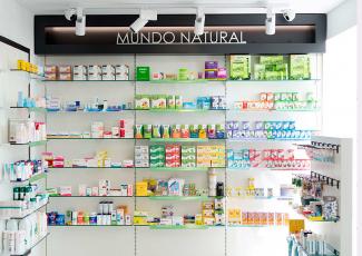 Diseño de farmacia Antonio Sánchez Merino