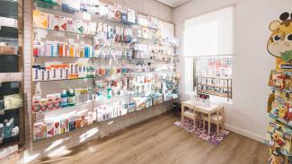 Mobiliario Farmacia Paloma Pérez
