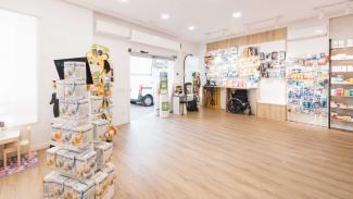 Mobiliario Farmacia Paloma Pérez