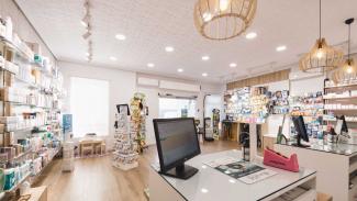 Mobiliario Farmacia Paloma Pérez