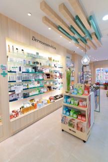 Mobiliario de Farmacia Belén Torres