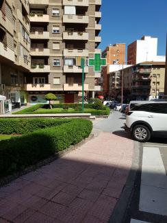 Cruz de farmacia modelo Basic 100 efecto 3D