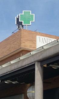 Cruz de farmacia modelo Mara