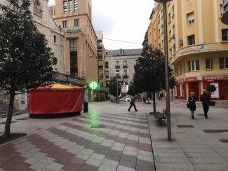 Cruz de farmacia modelo Mara