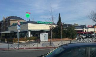 Cruz de farmacia modelo Mara