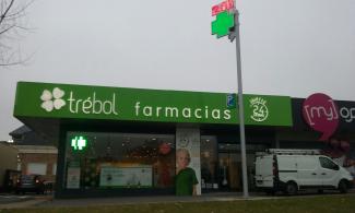 Cruz de farmacia modelo Mara