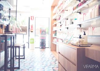 Diseño de farmacia Font de Mora