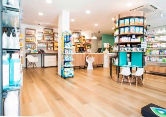 Diseño de farmacia Font de Mora