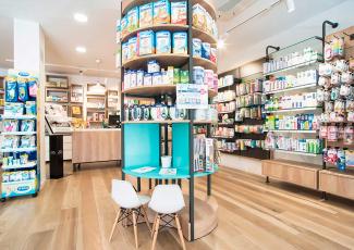 Diseño de farmacia Font de Mora