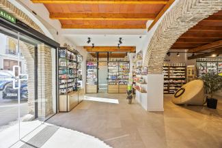 DISEÑO FARMACIA MARA FERRER