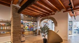 DISEÑO FARMACIA MARA FERRER