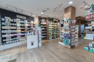 Diseño de Farmacia Ana Cruz Interior