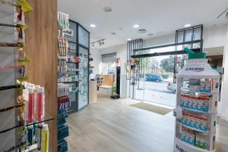 Diseño de Farmacia Ana Cruz Interior