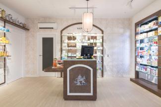 Diseño de Farmacia El Muro