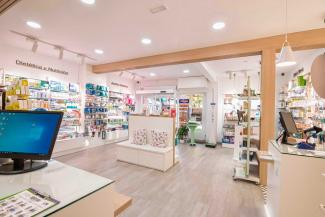 Diseño de farmacia Escudero