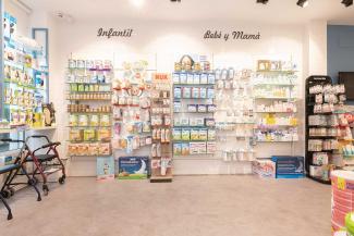 Diseño  interior Farmacia Renedo de Piélagos