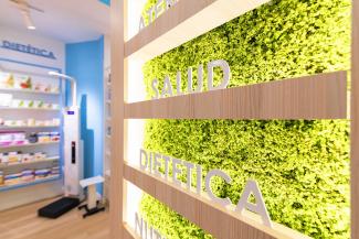 Interior de Farmacia Valdavia