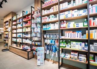 Diseño Farmacia Rocío Pérez Lamuedra