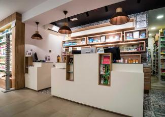 Diseño Farmacia Rocío Pérez Lamuedra