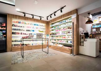 Diseño Farmacia Rocío Pérez Lamuedra