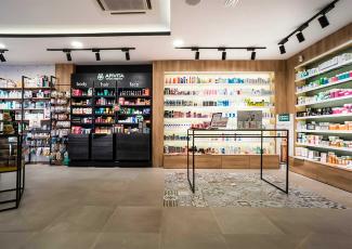 Diseño Farmacia Rocío Pérez Lamuedra