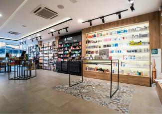 Diseño Farmacia Rocío Pérez Lamuedra