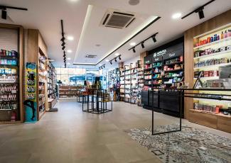 Diseño Farmacia Rocío Pérez Lamuedra