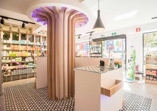 Diseño Farmacia Rosa María Estebanez