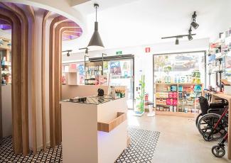 Diseño Farmacia Rosa María Estebanez