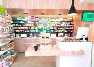 Diseño Farmacia Rosa María Estebanez